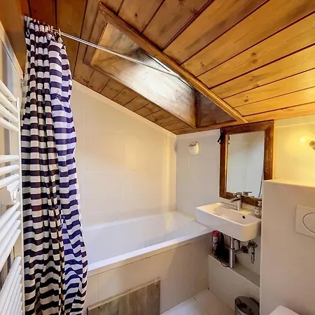 3br Centre Living In - What'app - 0039-3512-039-610 - For Reservations! * Chamonix